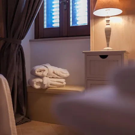 Bed & Breakfast Palazzo De Luca By Apulia Hospitality 3*