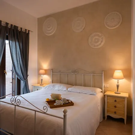 Palazzo De Luca By Apulia Hospitality Bed & Breakfast Fasano