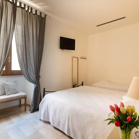 Palazzo De Luca By Apulia Hospitality Bed & Breakfast Fasano