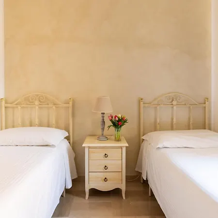 Palazzo De Luca By Apulia Hospitality Bed & Breakfast Fasano