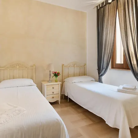 Palazzo De Luca By Apulia Hospitality Bed & Breakfast