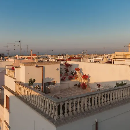 Palazzo De Luca By Apulia Hospitality Bed and breakfast