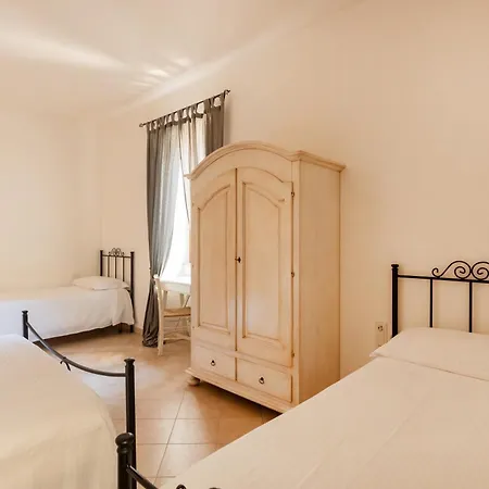 Palazzo De Luca By Apulia Hospitality B&B 파사노