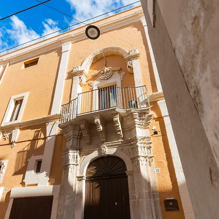Palazzo De Luca By Apulia Hospitality B&B
